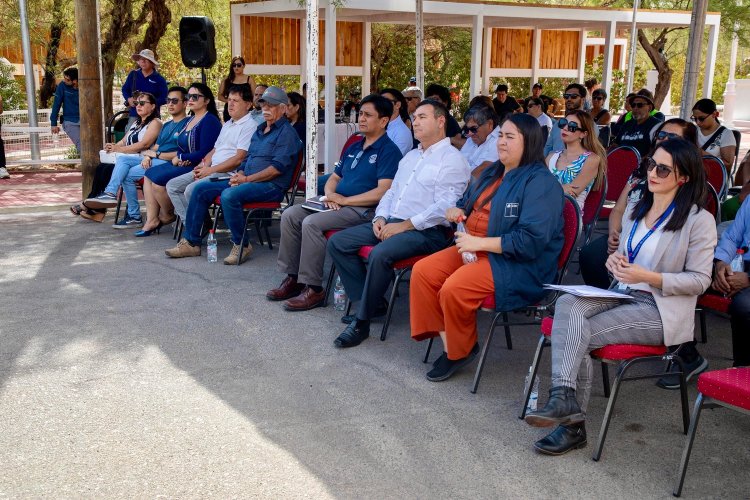 Hito primera piedra: Gobernador Regional da el vamos a la iniciativa de “Reposición de las redes de distribución de la localidad de Quillagua”