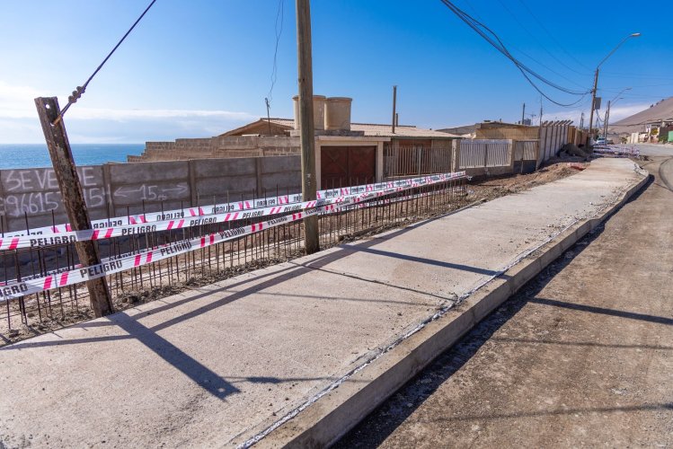 Un 25% de avance registra el proyecto de pavimentación de calles y pasajes del balneario El Huáscar de Antofagasta