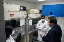 Intendente y diputado Castro confirman avance de laboratorio de vacunas contra el coronavirus