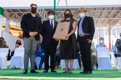 Gobernador compromete apoyo para ejecución de proyectos en un nuevo aniversario de la comuna de Sierra Gorda