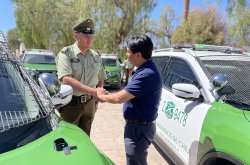 Gobierno Regional entrega modernos vehículos a carabineros en San Pedro de Atacama