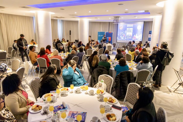 Gobierno regional junto a la seremi de Gobierno celebran la destacada labor de las y los dirigentes sociales de la región