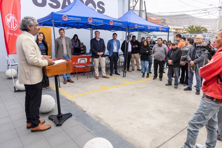 GORE Antofagasta, Ministerio de Energía y AgenciaSE realizaron exitoso test drive de vehículos disponibles de Auto Summit para la región