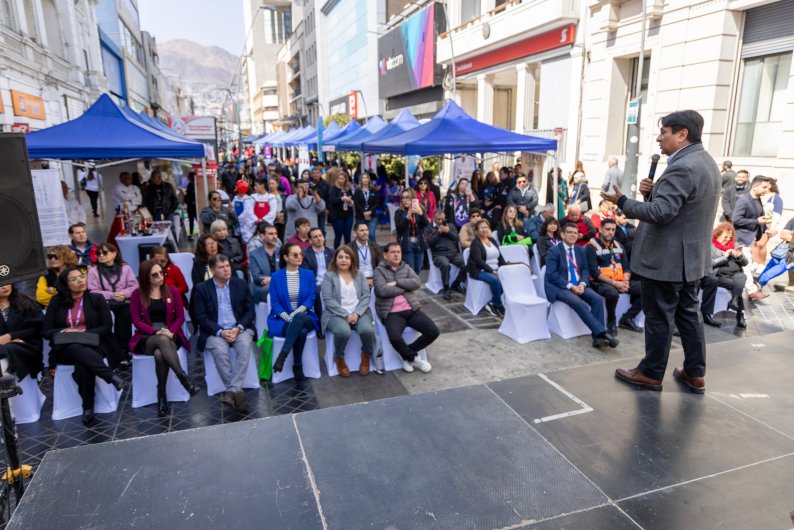 Más de $7 mil millones: Con masiva feria ciudadana se distinguió a los ganadores de los concursos FNDR 8% 2024