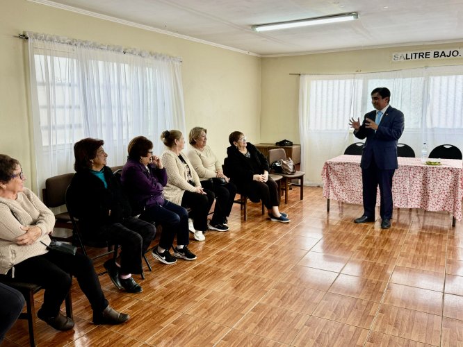 GORE concurso F.N.D.R 8%: Adultos mayores del club “Gracias a la Vida” recibieron lentes ópticos y atención geriátrica