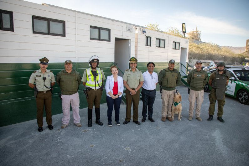 GORE ENTREGA NUEVOS MÓDULOS A CARABINEROS PARA CENTRO DE CONTROL GARITA LA NEGRA