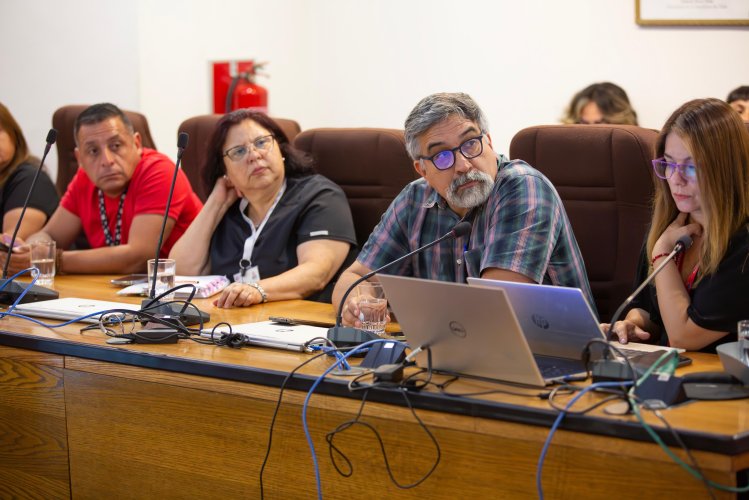 Gobernador Regional y gremios de la salud del Hospital Regional inician campaña para detener graves falencias que alteran la entrega de atenciones