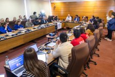Crisis en Hospital Regional: Gobernador, Parlamentarios y gremios de la Salud respaldan modificaciones al contrato y exigen la participación de la ministra Salud en la concreción de las soluciones
