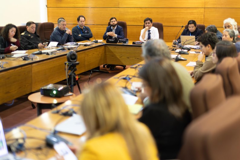 Gore se compromete a apoyar proyecto de construcción de la “Unidad de Medicina Hiperbárica” para los pescadores artesanales de la región Gore se compromete a apoyar proyecto de construcción de la “Unidad de Medicina Hiperbárica” para los pescadores artesanales de la región