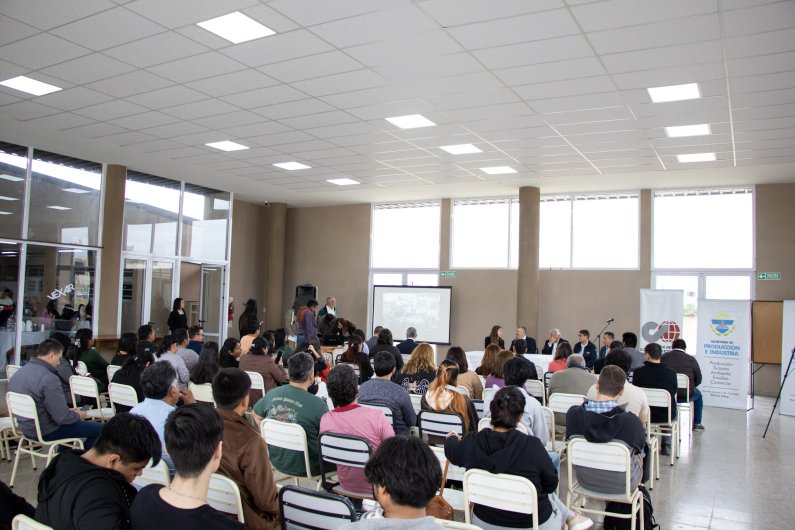 GORE: La Unidad de Asuntos Internacionales encabezó delegación que realizó capacitaciones a emprendedores y productores del noroeste argentino