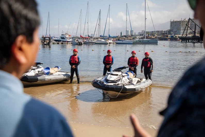 Gobierno Regional de Antofagasta entrega motos acuáticas para reforzar fiscalización y rescate en el borde costero