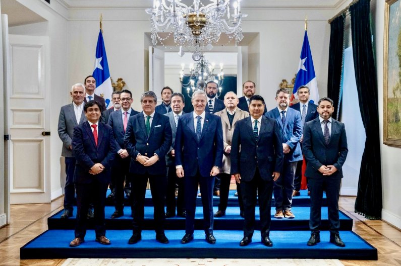 Gobernador Ricardo Díaz en La Moneda: Autoridad calificó como buena la reunión sostenida con el presidente Kast por temas de relevancia regional