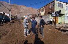 Gobernador Regional anunció que se dispondrá de recursos de emergencia para resolver daños ocasionados por el frente de mal tiempo en la región