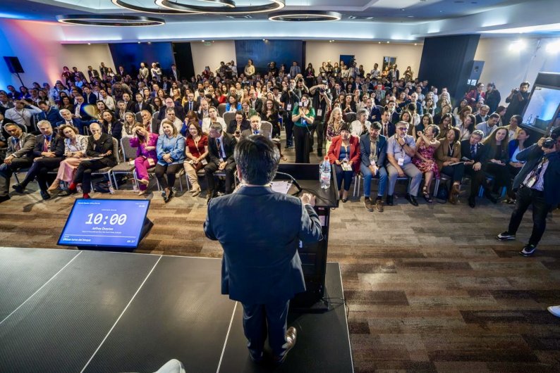 Gobernador Regional: “Aquí no hay compromisos de palabra, sino de acciones para ir avanzando en una minería que se vincule mejor con el territorio”